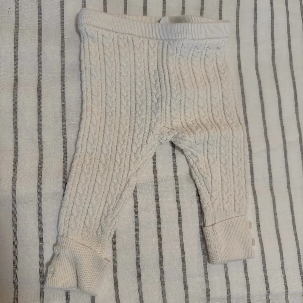 GAP Baby White Knit Hoodie and Pants Set‎